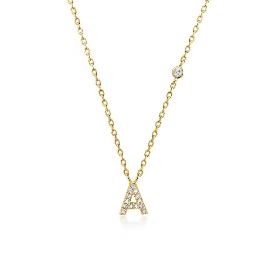 Collar con inicial brillante